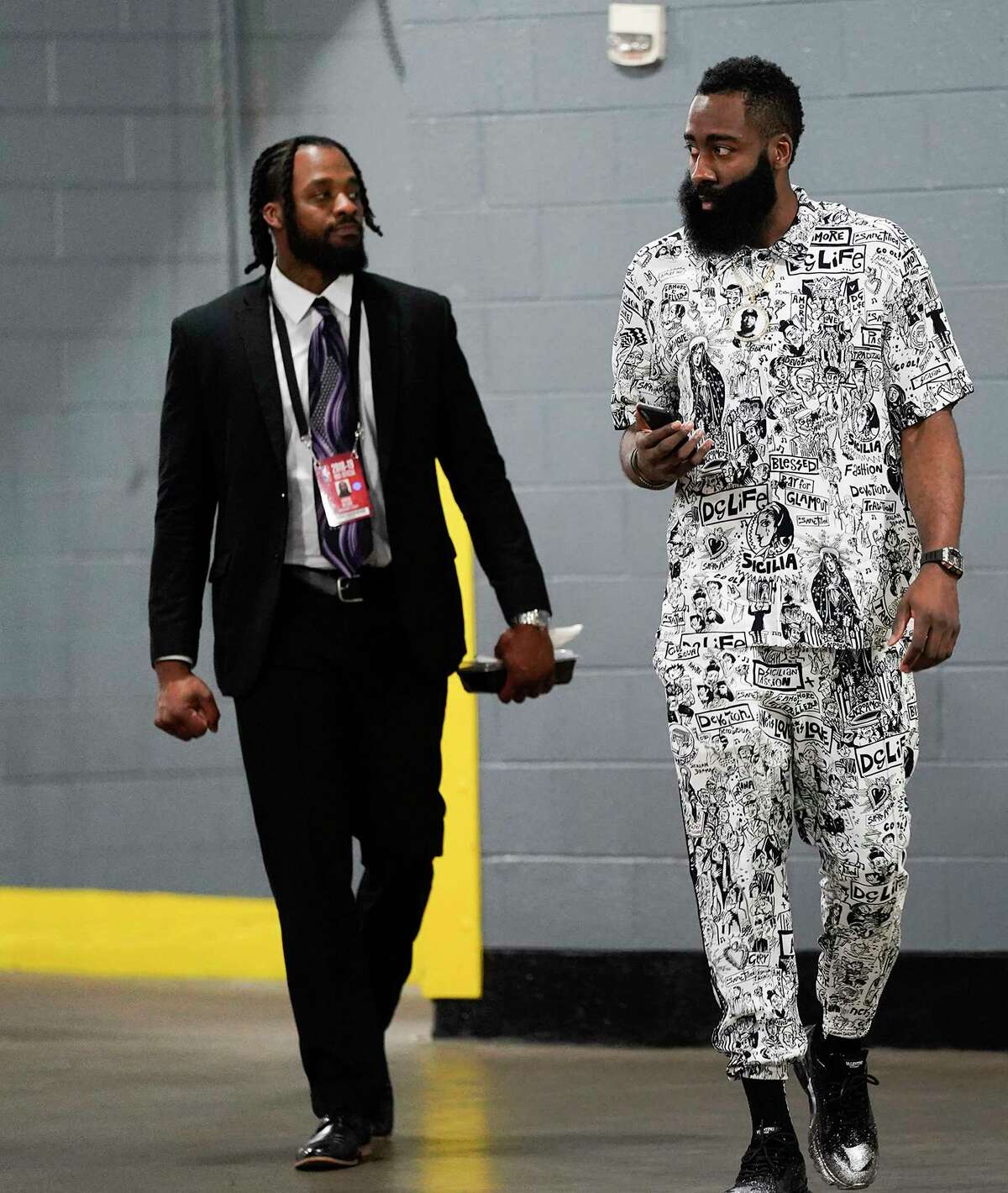 Check Out The 3 000 Outfit James Harden Wore To Game 5