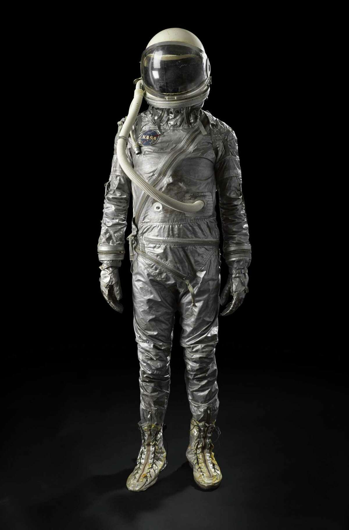 The Evolution Of Nasa S Spacesuits A Spacecraft In The Shape Of A Human