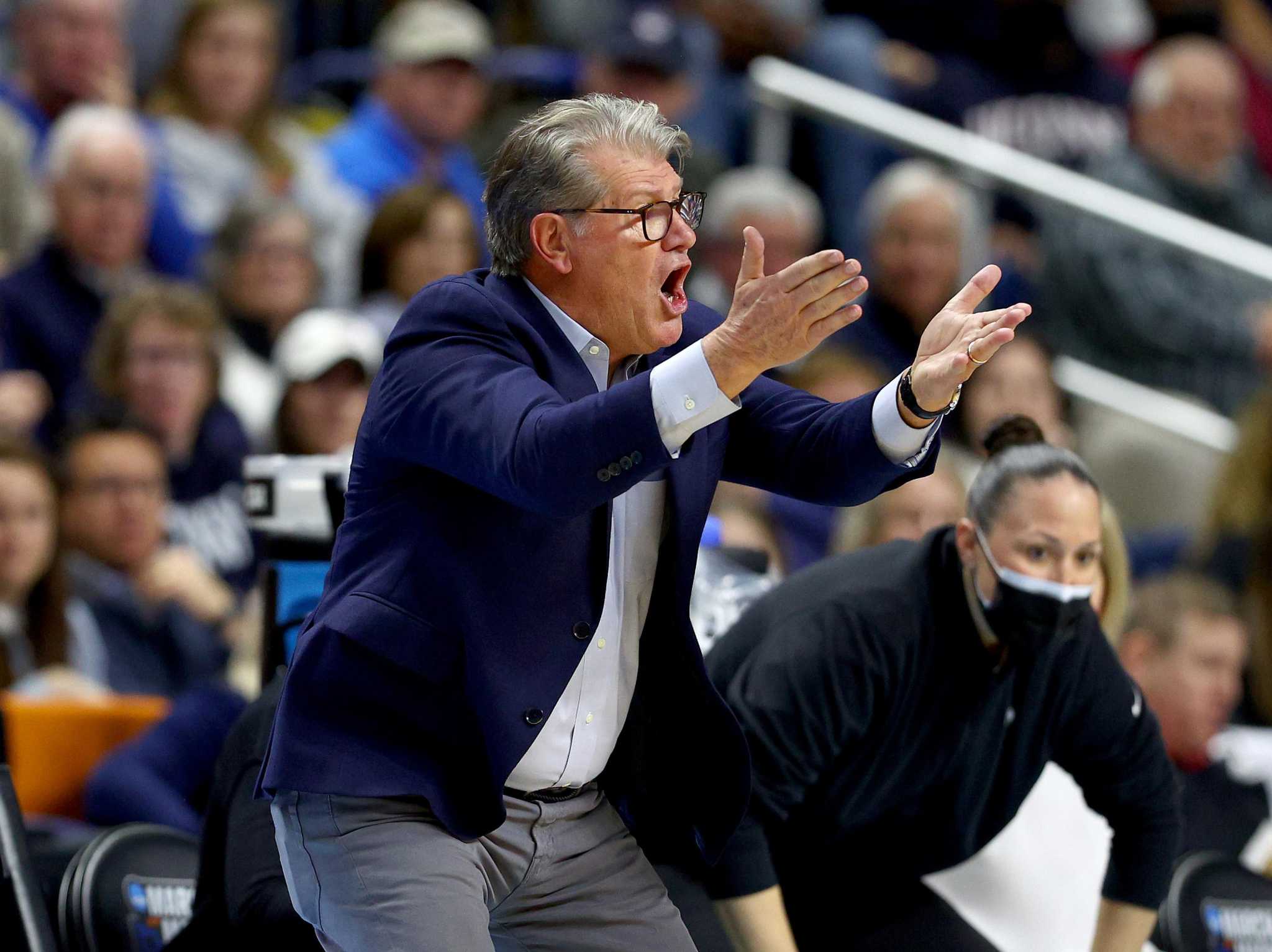 Geno Auriemma Reflects On Elite Eight Nc State And Uconn Womens