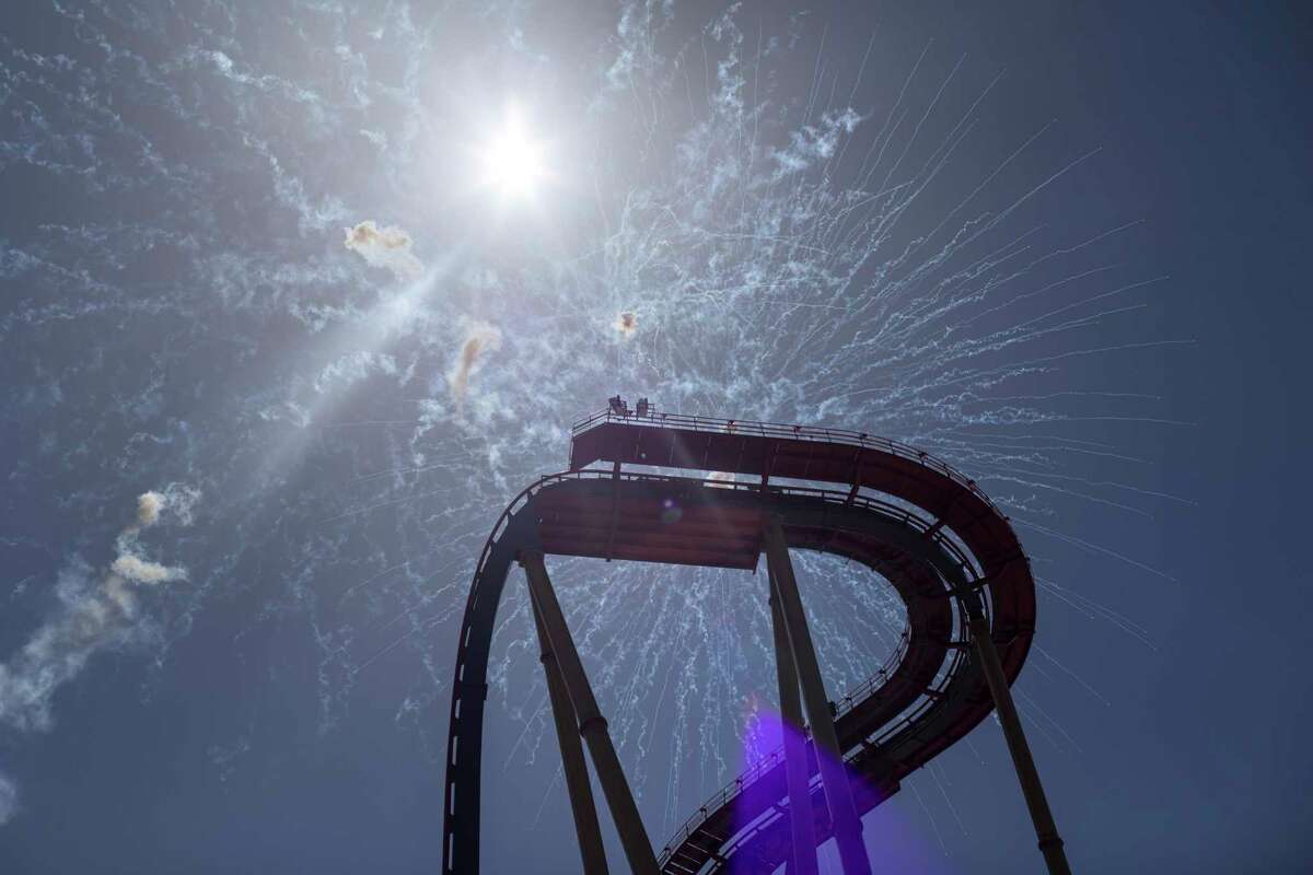 Thrill Seekers Flood Six Flags Fiesta Texas For New Coaster