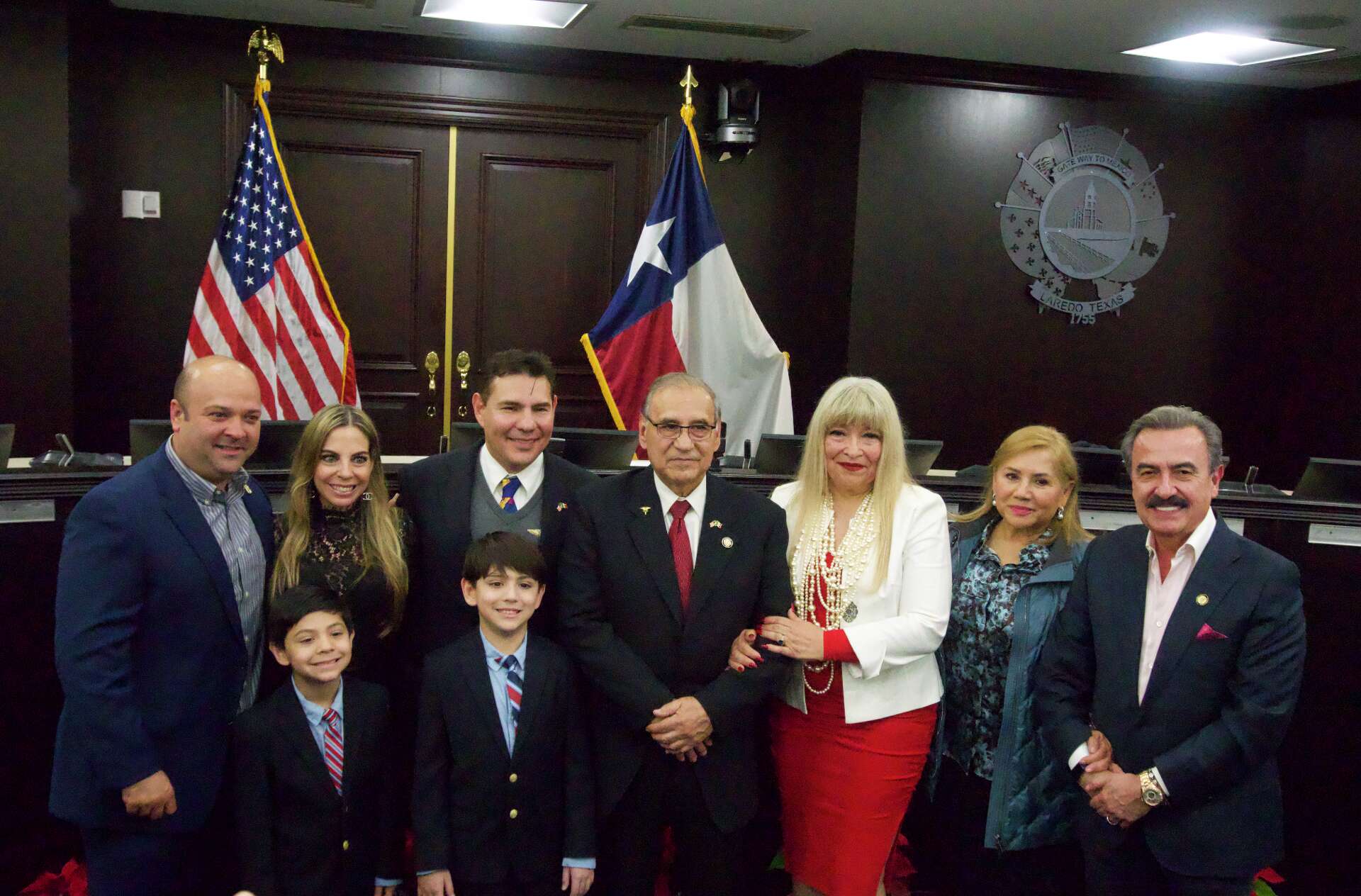 Dr Victor Trevino Sworn In As Laredo S 85th Mayor