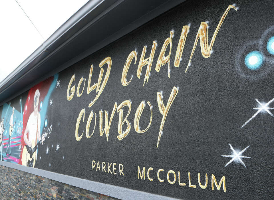 Conroe Native Country Music Star Parker McCollum Gets Hometown Mural