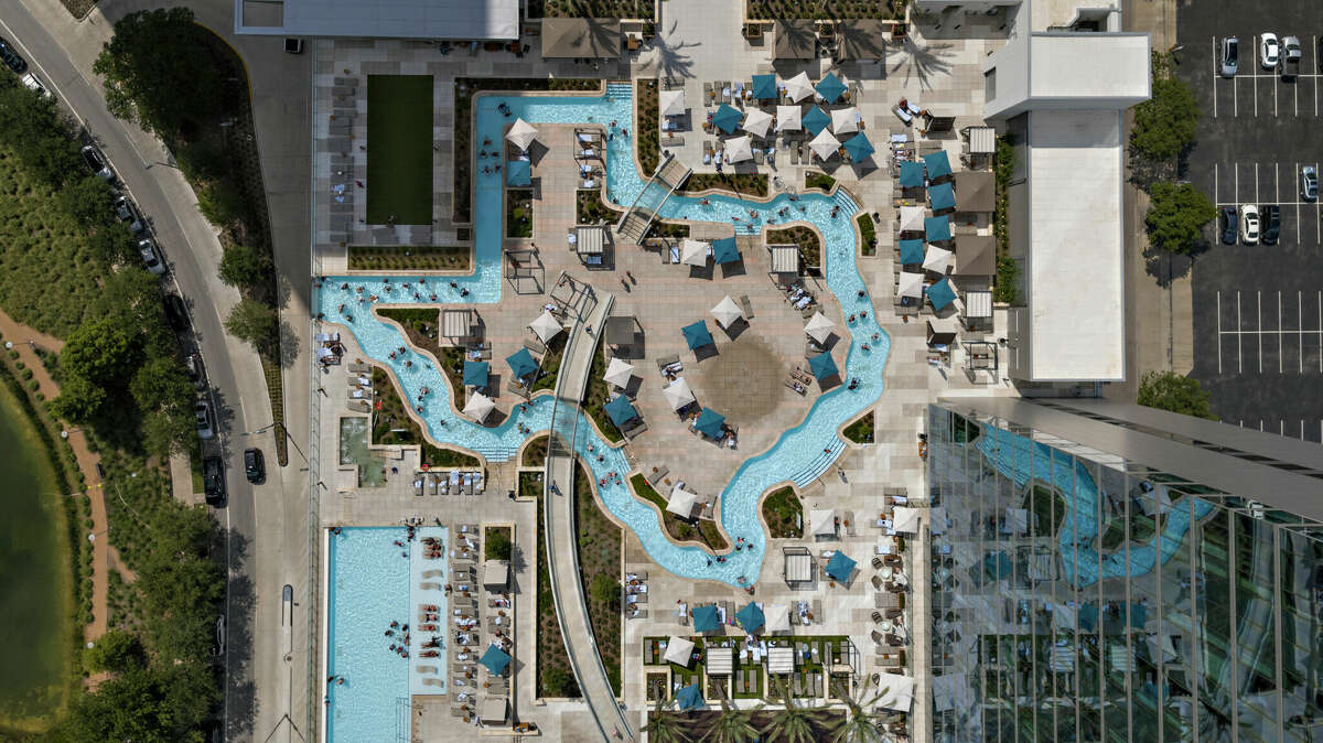 Houston Lazy Rivers To Float At Area Hotels Waterparks Resorts