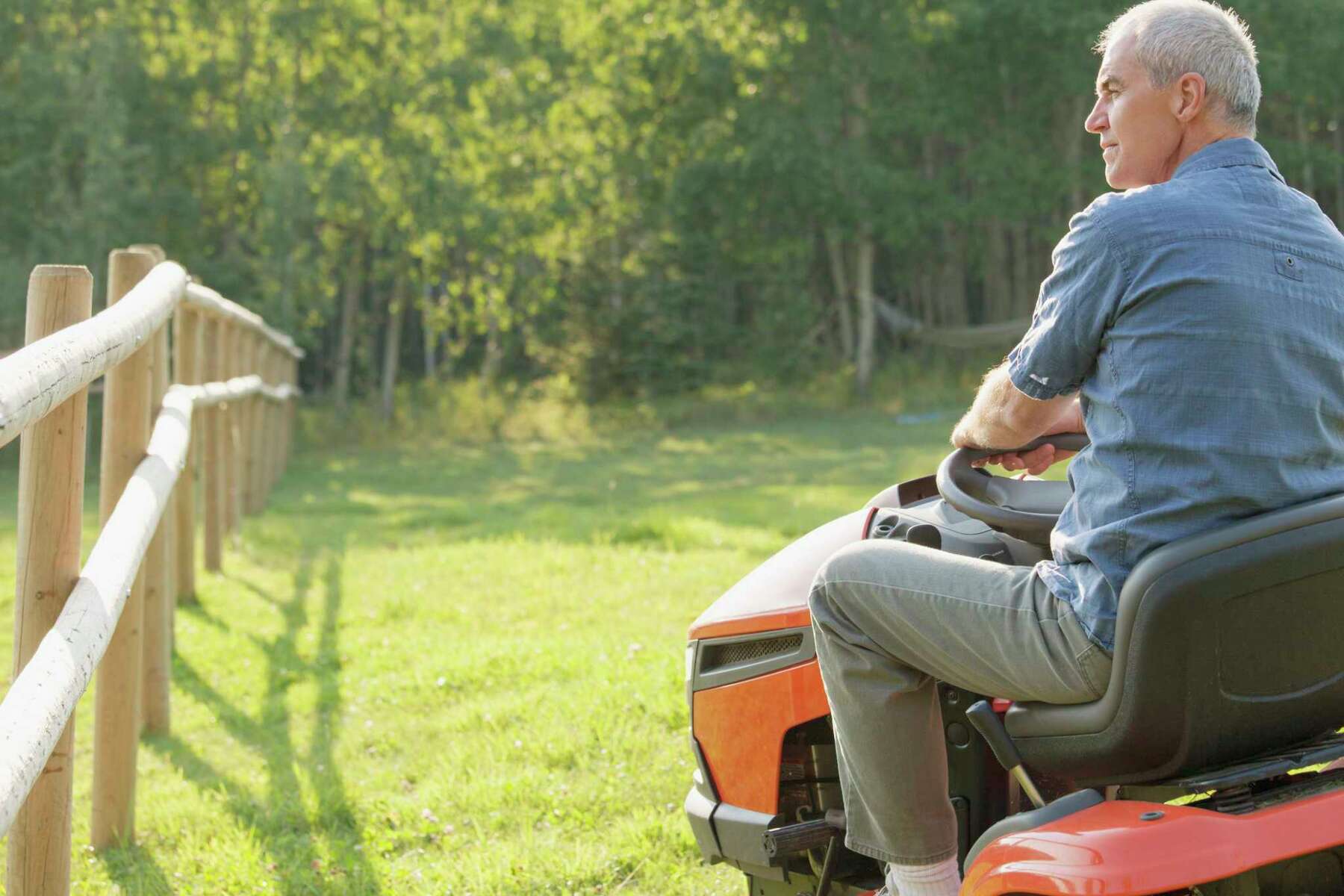 The Best Type Of Oil For A Lawn Mower