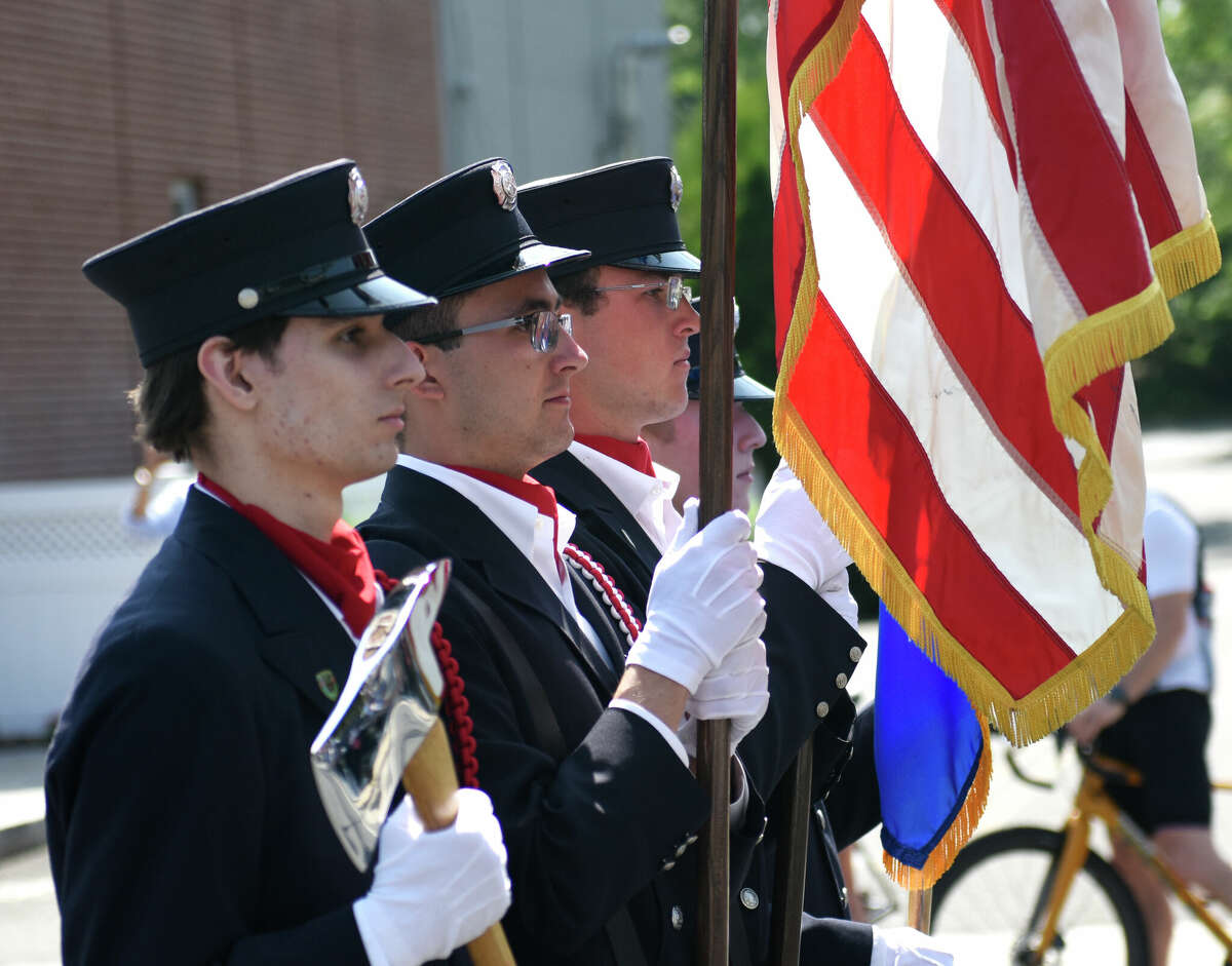 Photos Darien Memorial Day Parade Marches On