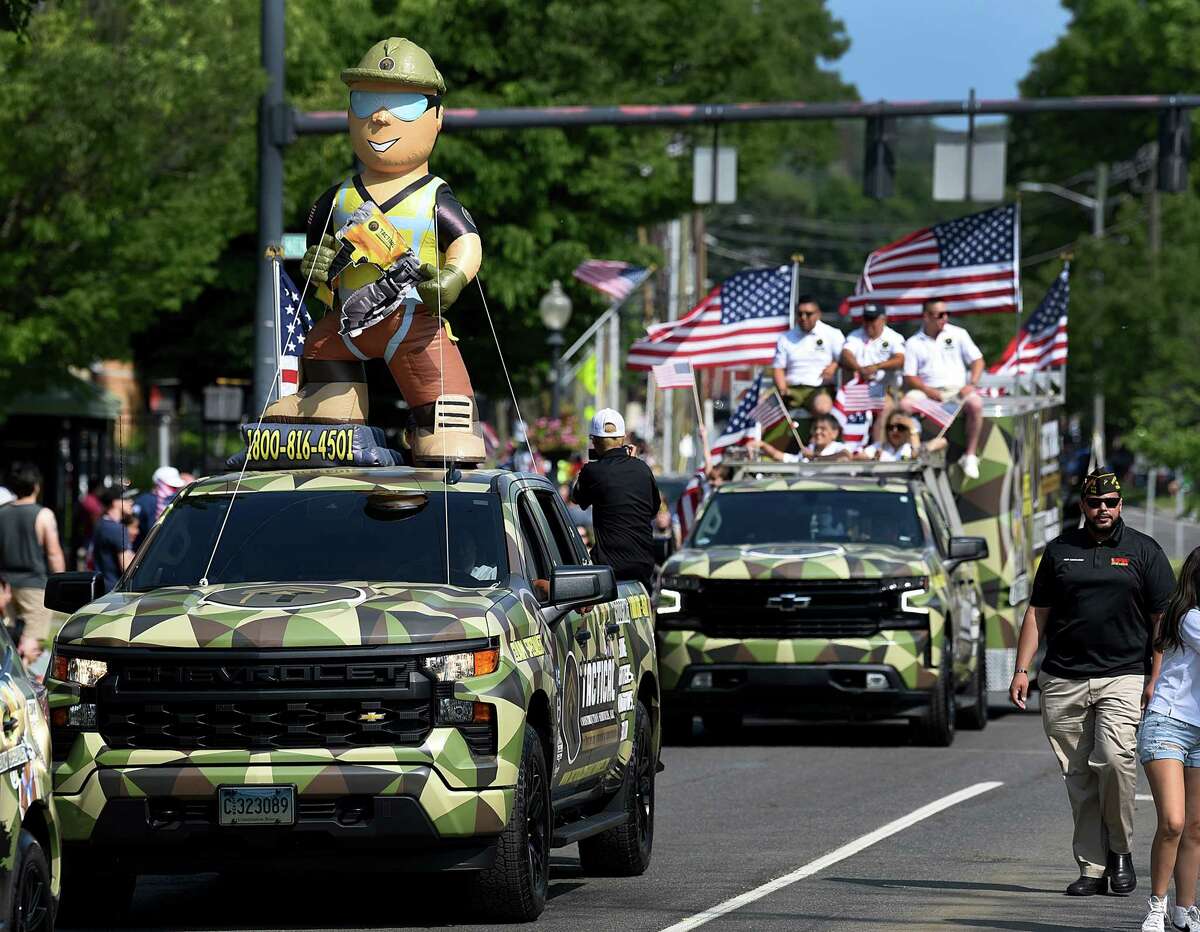 Photos Danbury Honors Memorial Day With Annual Parade