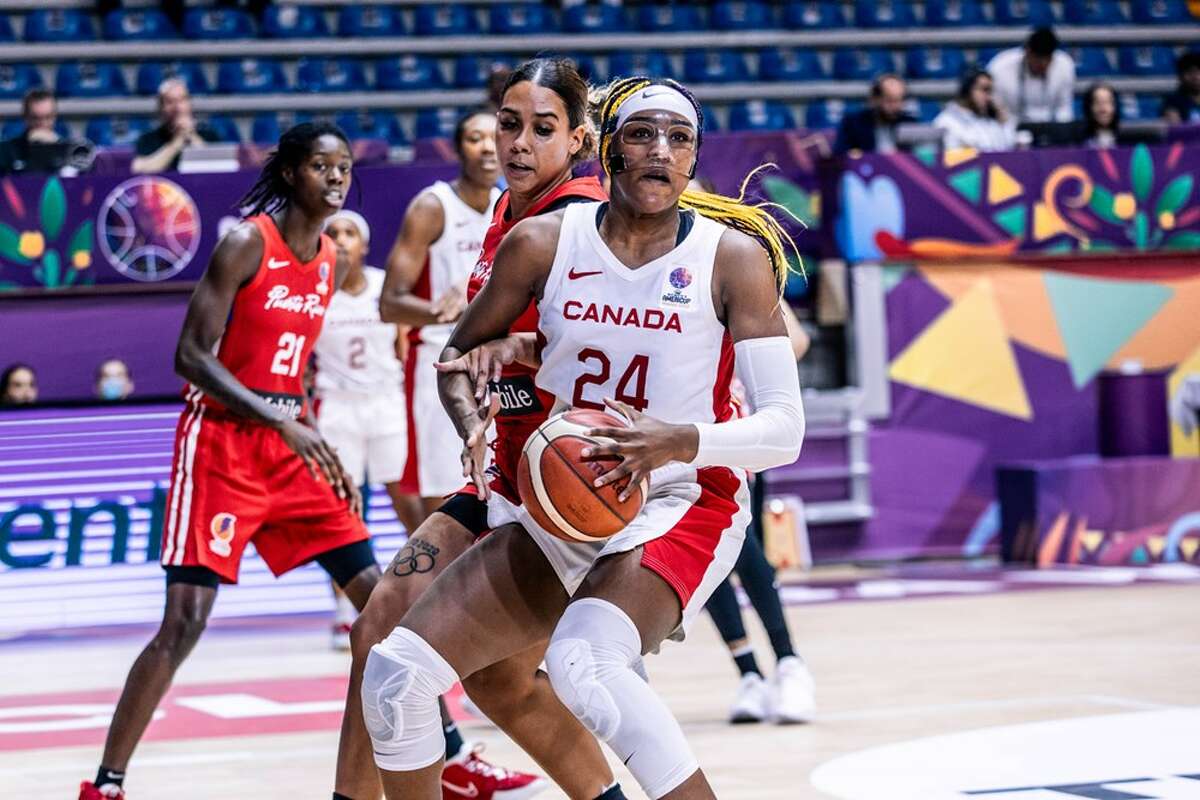 Uconn S Aaliyah Edwards Leads Canada To Bronze Medal