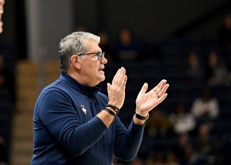 UConn Women S Basketball Coach Geno Auriemma On Rise Of Injuries