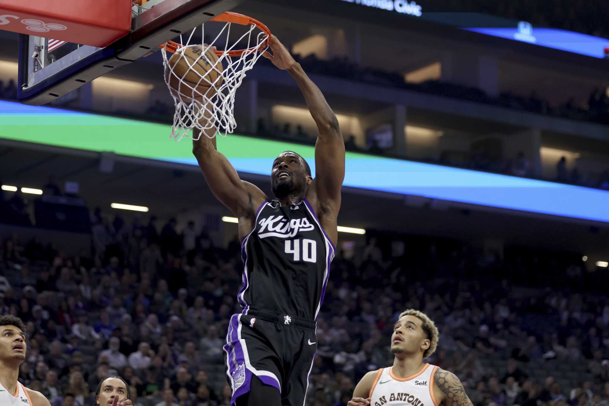 Spurs Acquire Harrison Barnes In Three Team Trade With Kings Bulls