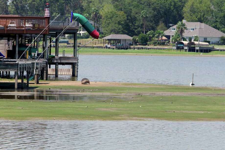 Houston S Thirst Takes Toll On Sinking Lake Conroe Houston Chronicle