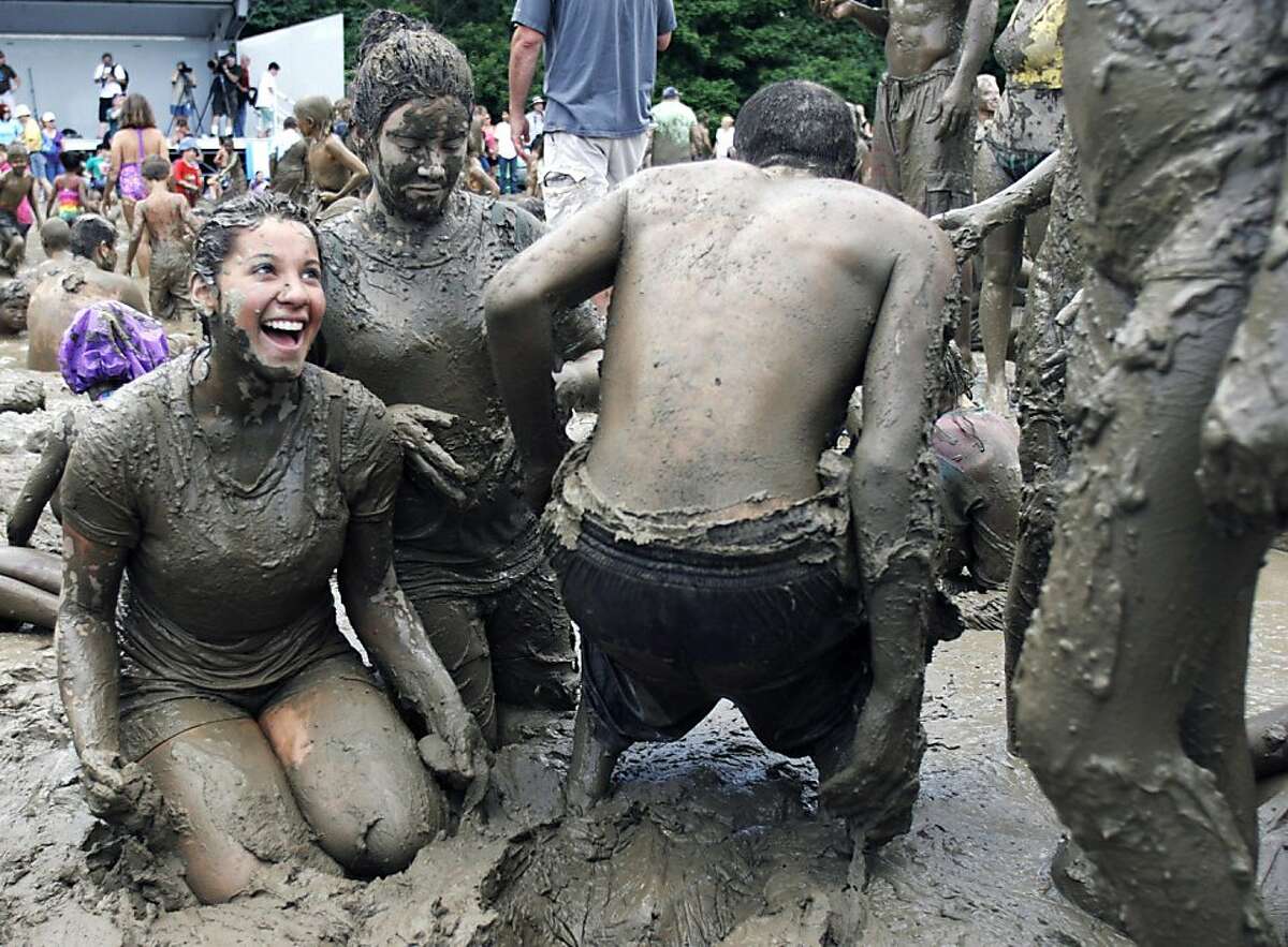 Daying county mud bath