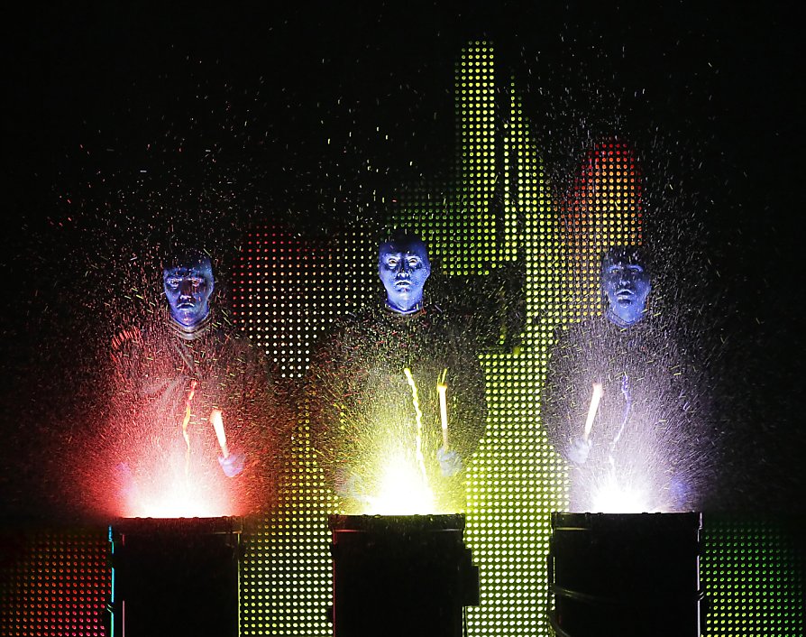 Blue Man Group Drums Up An S F Gig Finally