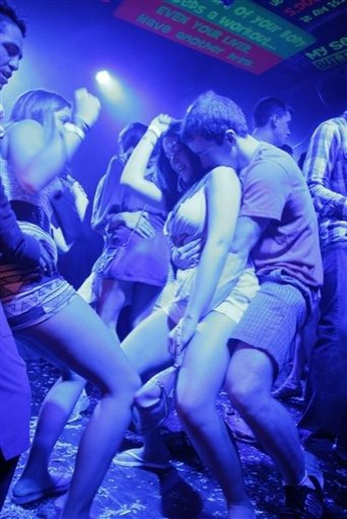Видео Секс Клубных Вечеринок