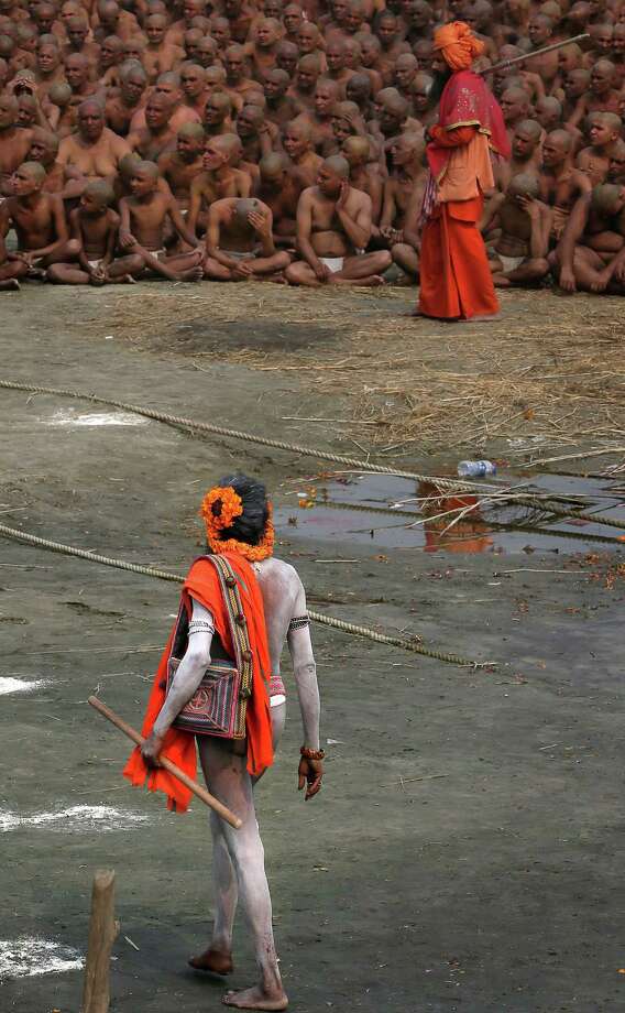 Awesome Photos Of Hindu Pilgrims In India Seattlepi