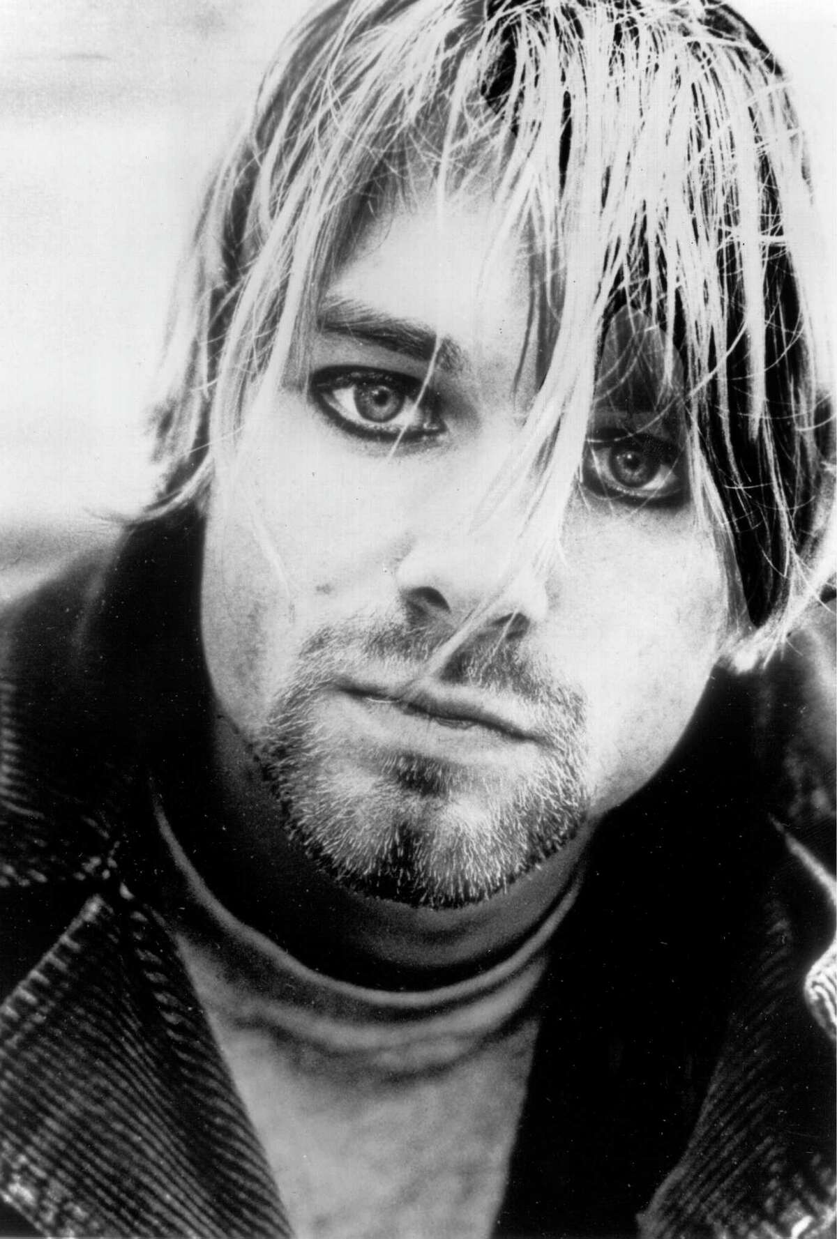 Kurt Cobain Suicide Scene Previously Unpublished Photos