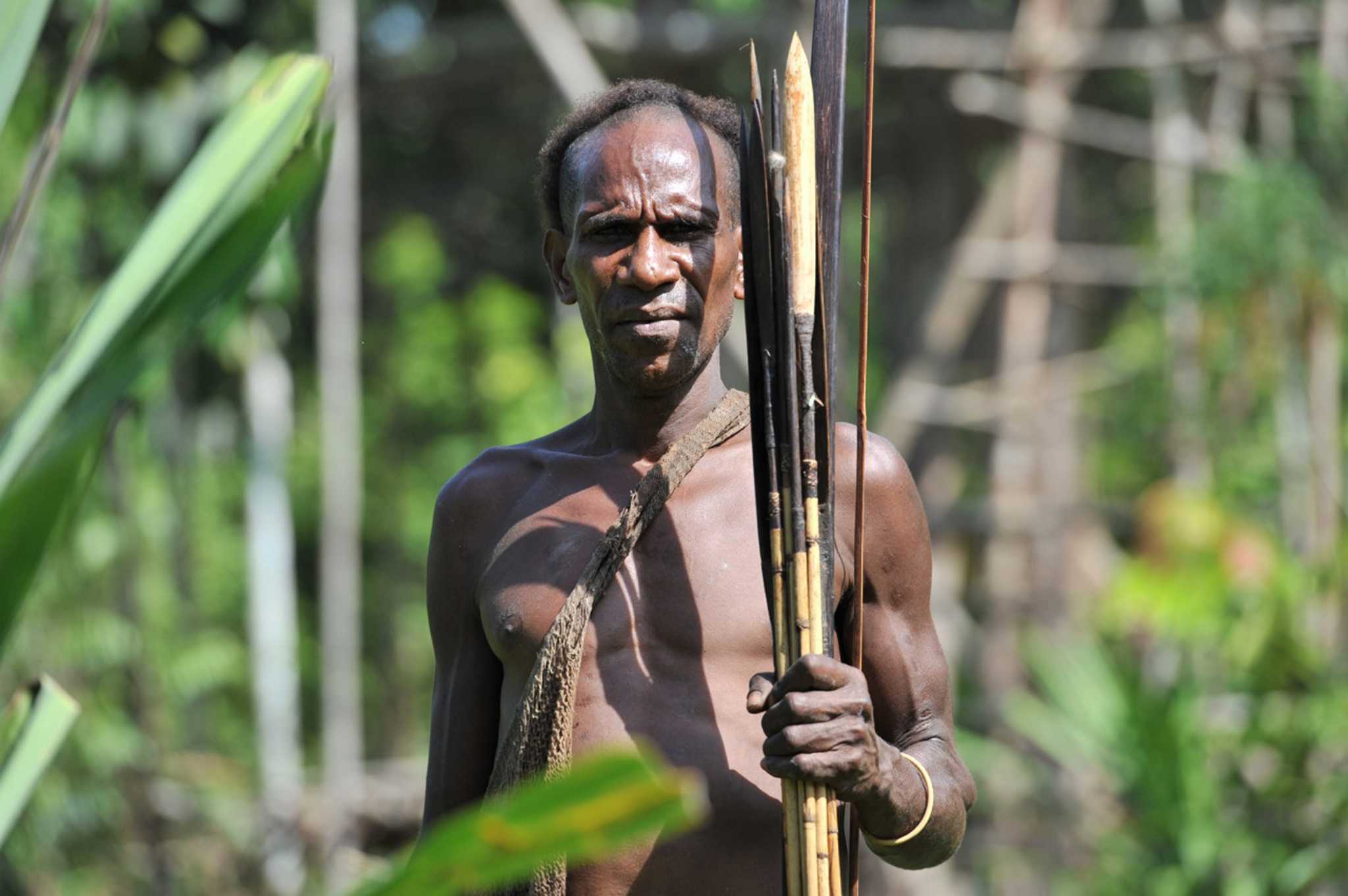 Back To The Stone Age Encounter With Primitive Tribe Brings Cos Cob