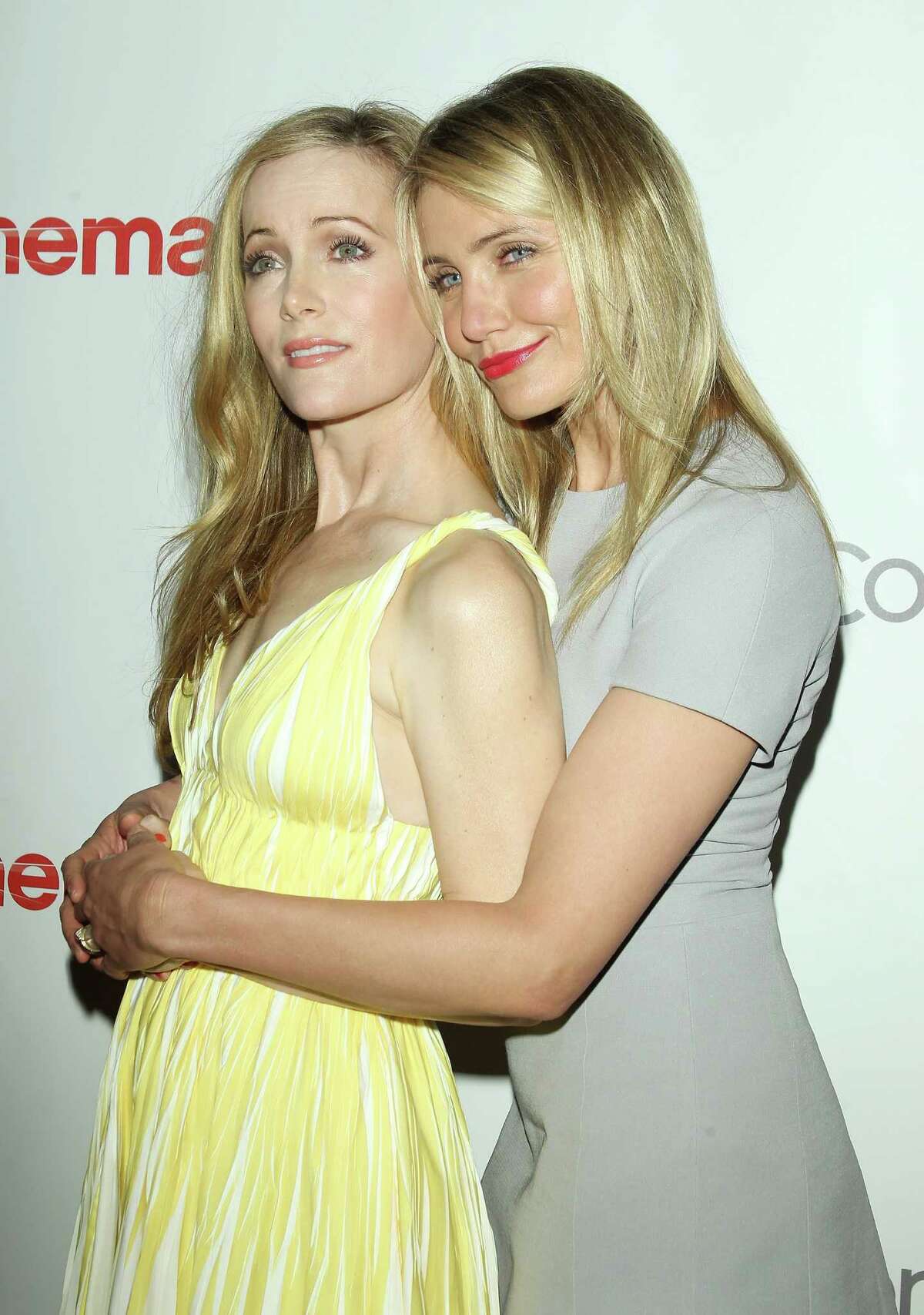 Leslie Mann And Cameron Diaz Pal Around At Cinemacon