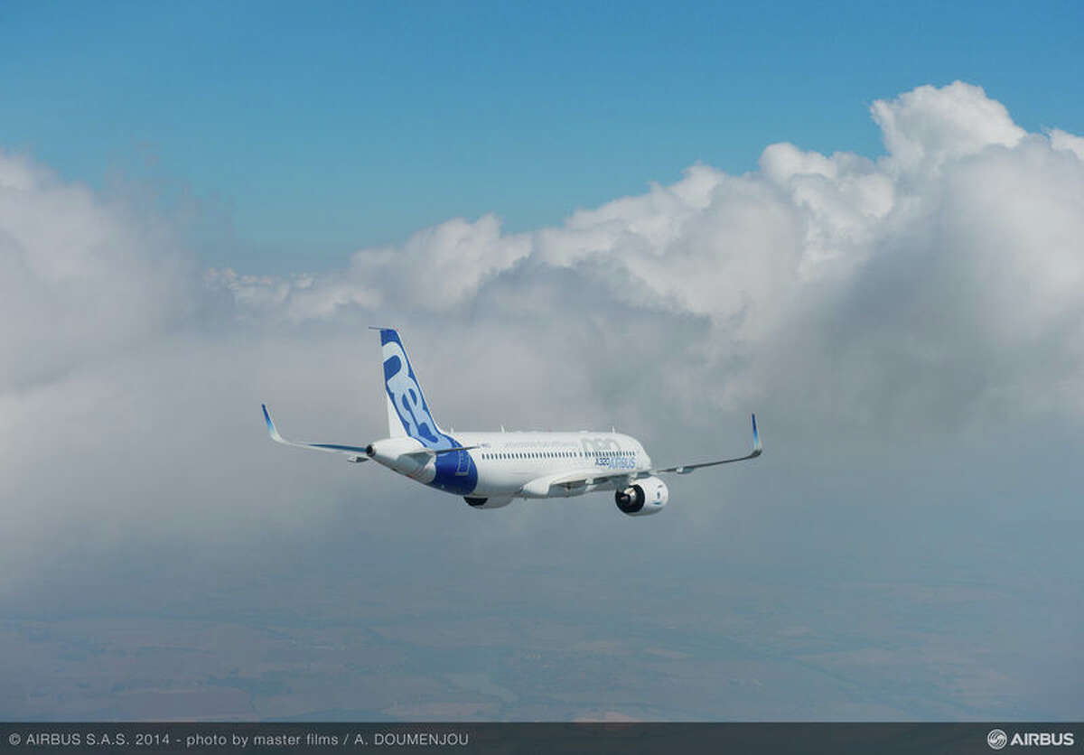 Airbus Re Engined A320neo Completes First Flight