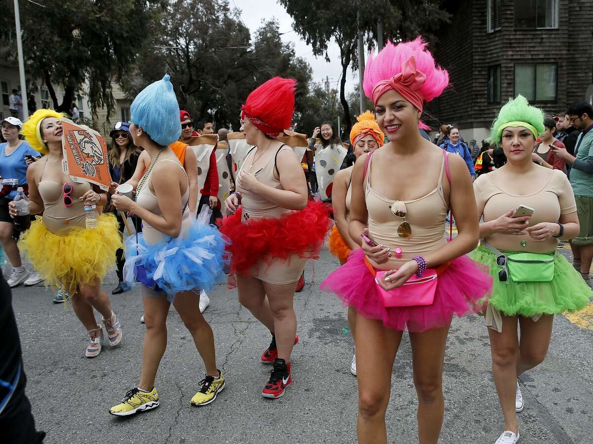 Best Costumes Of Bay To Breakers And A Few Clunkers