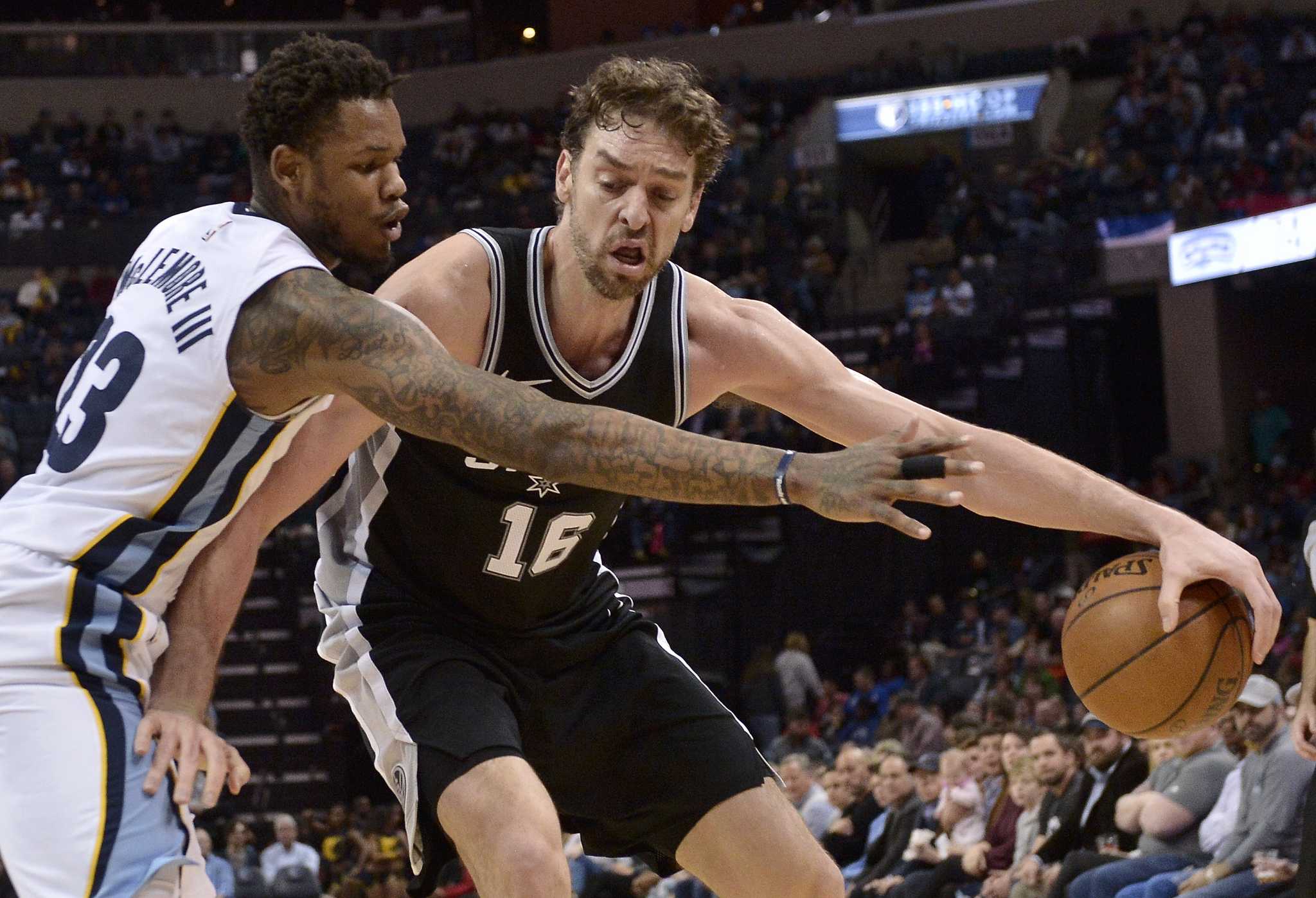 Spurs to face Pelicans without Gasol