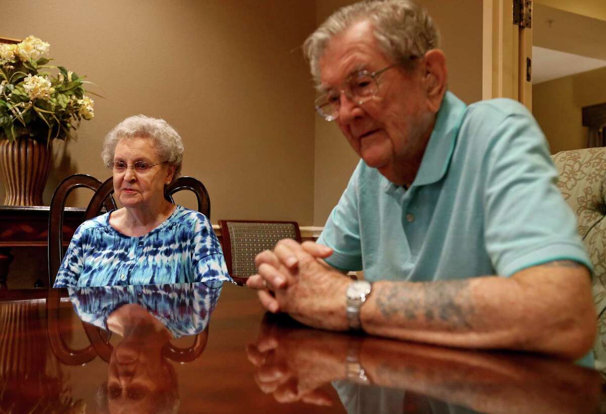 Local Senior Community Unveils Wall Honoring Veterans