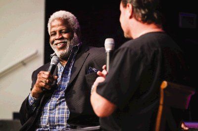 Former Oiler Longhorn Earl Campbell Draws Big Crowd At FBC Conroe