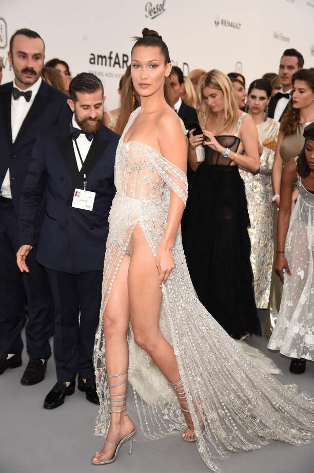 Bella Hadid Suffers A Naked Dress Wardrobe Malfunction The Best