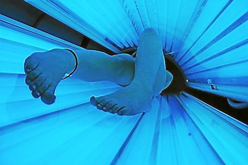 FDA Proposes Nationwide Ban On Minors Using Tanning Beds