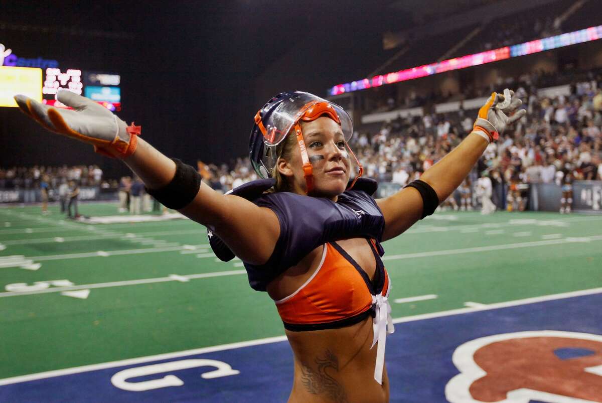 All Woman Lingerie Football League Responds To Take A Knee Protests