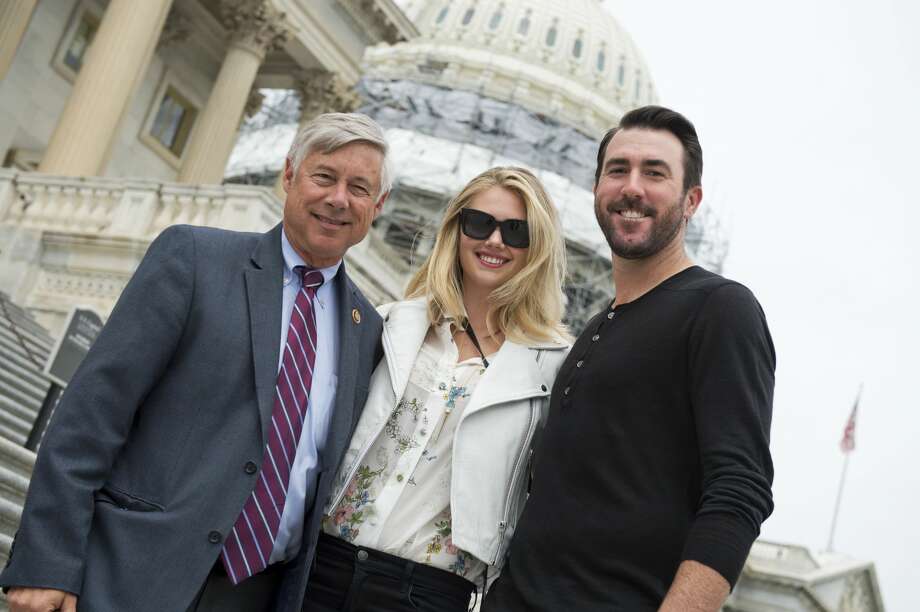 niece,nutrition his niece, model kate upton, and her fiance justin verlander