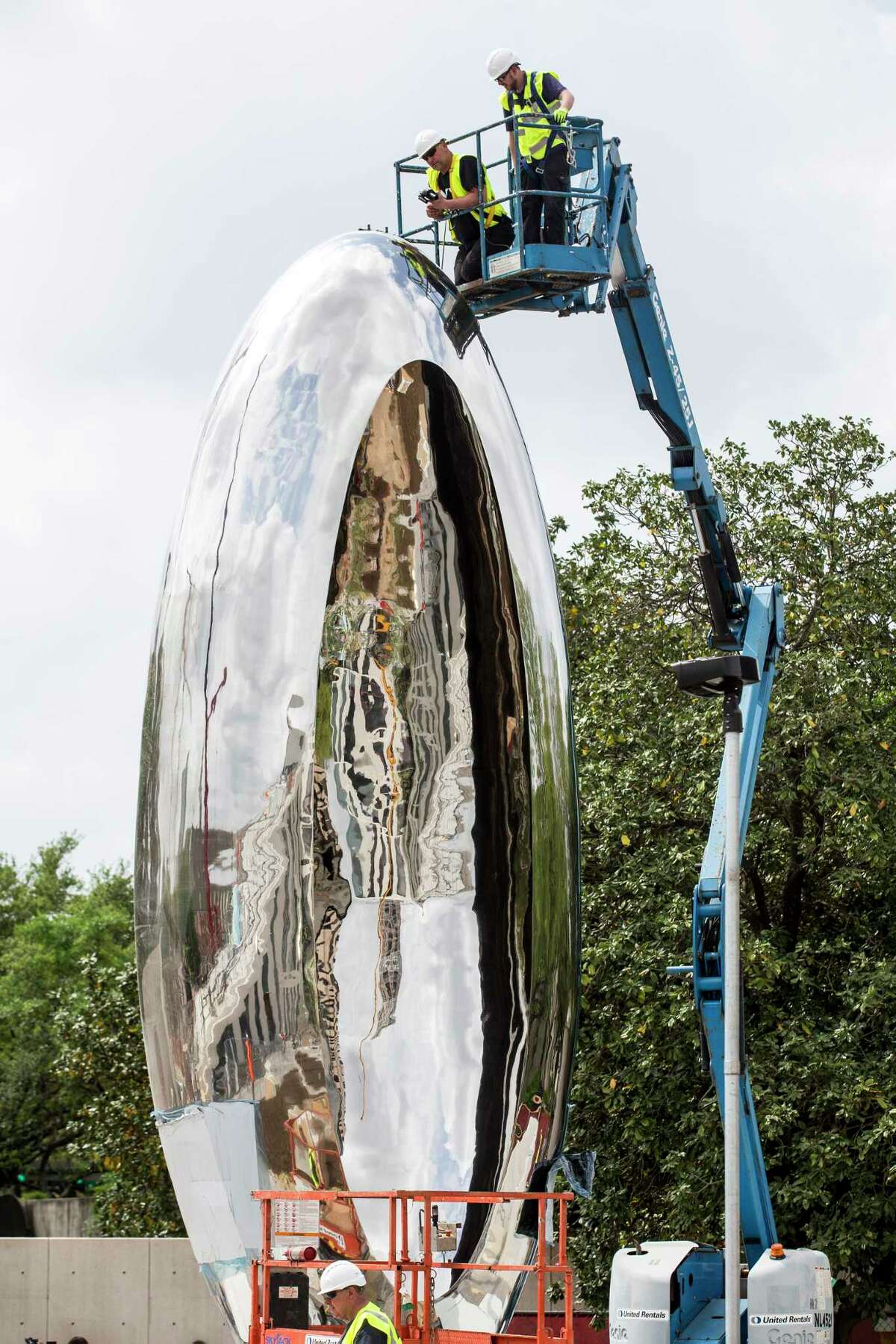 Mfah S New Anish Kapoor Sculpture Has Landed