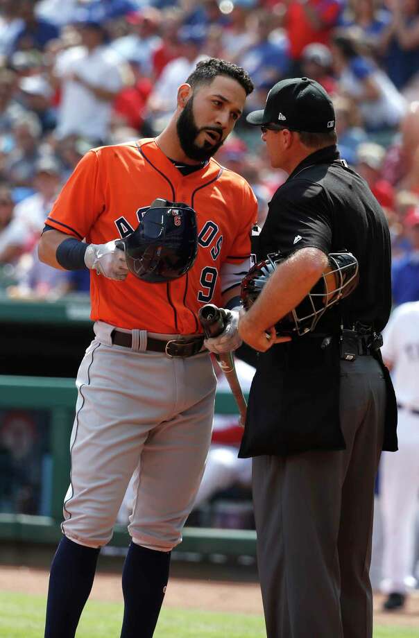 carlos correa jose altuve lead astros over rangers