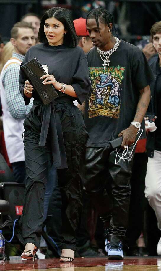 travis best,earl monroe kylie jenner just threw travis scott the best astroworld themed