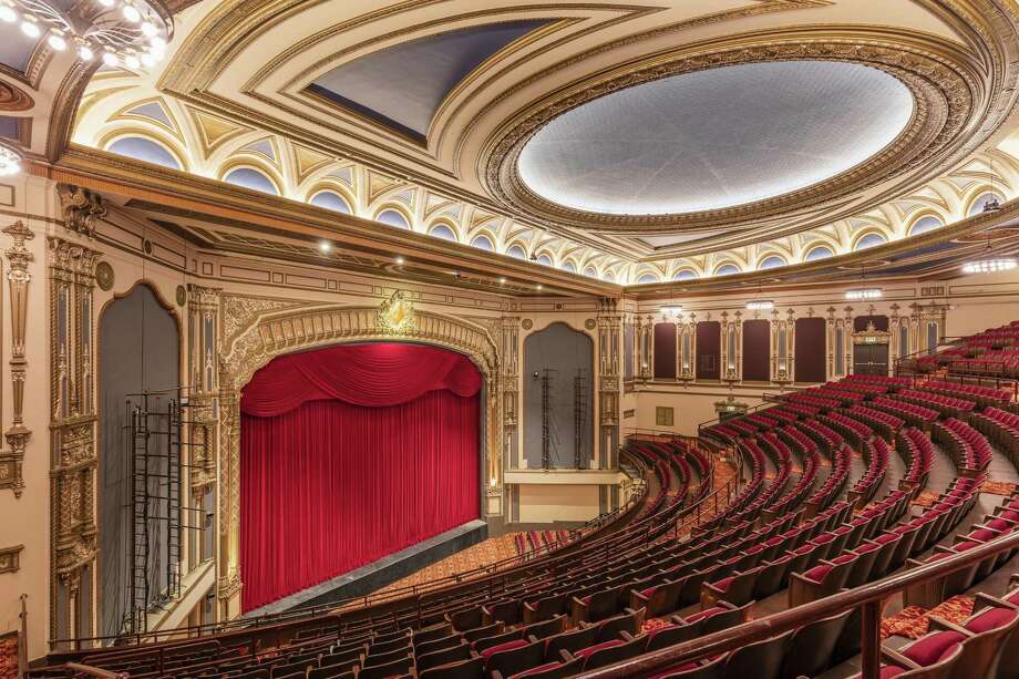 the new curtain at the shn golden gate theatre returns to the