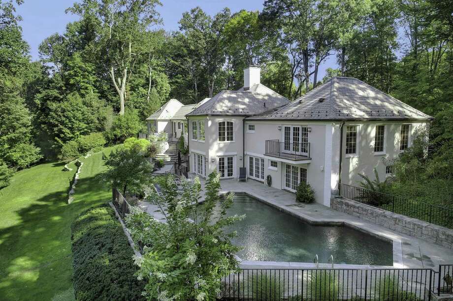 on the market / palatial contemporary in new canaan listed for $