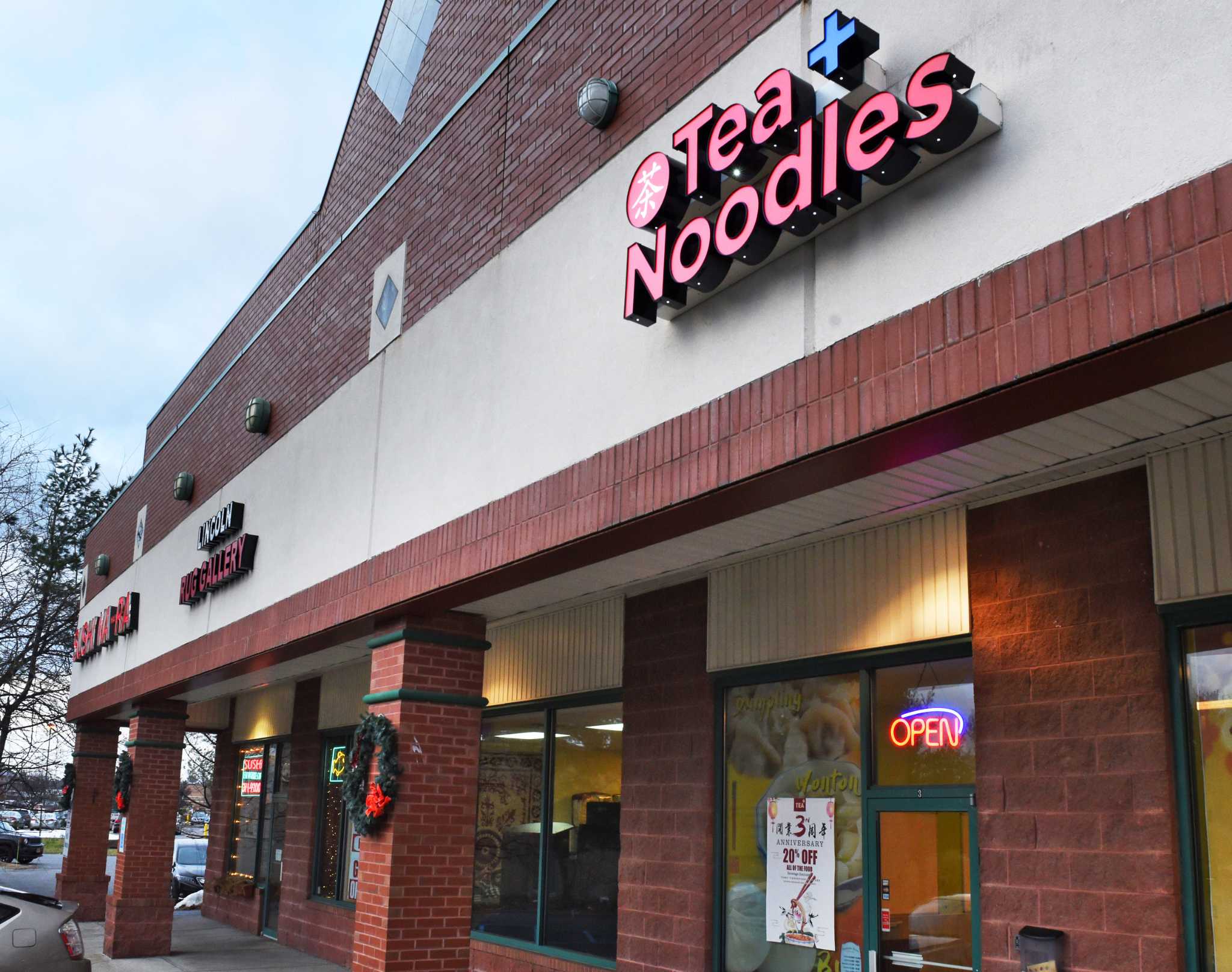 Restaurant Review Tea Plus Noodles In Clifton Park