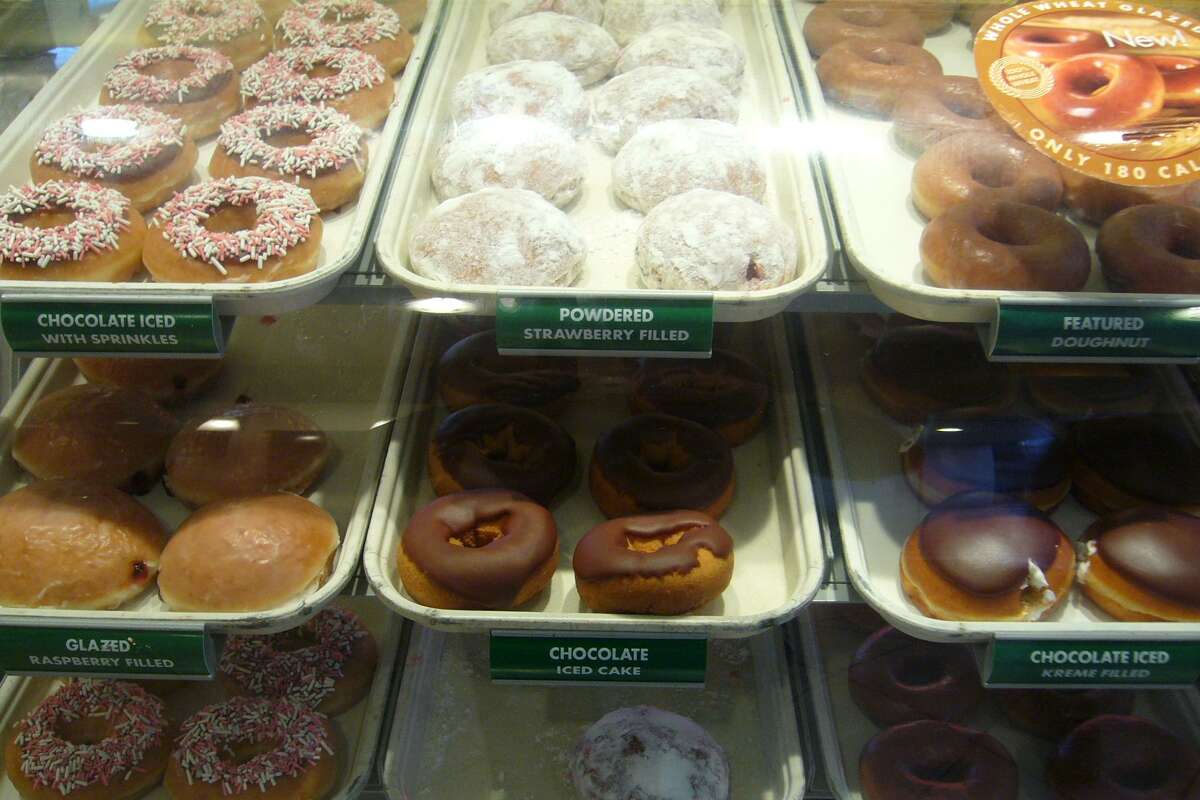 Here S How You Can Get A Dozen Krispy Kreme Donuts For At