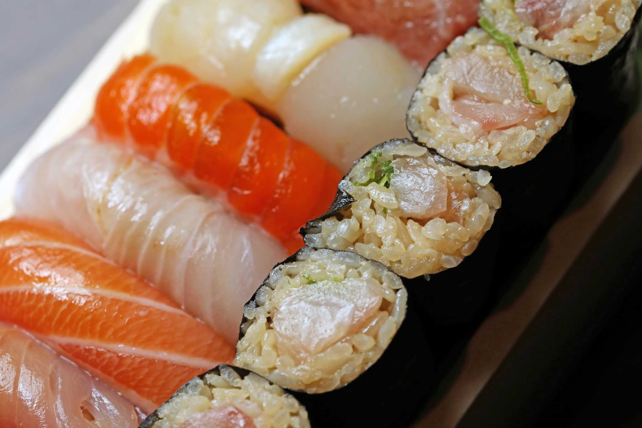 Assorted Seasonal Fish Box Sashimi