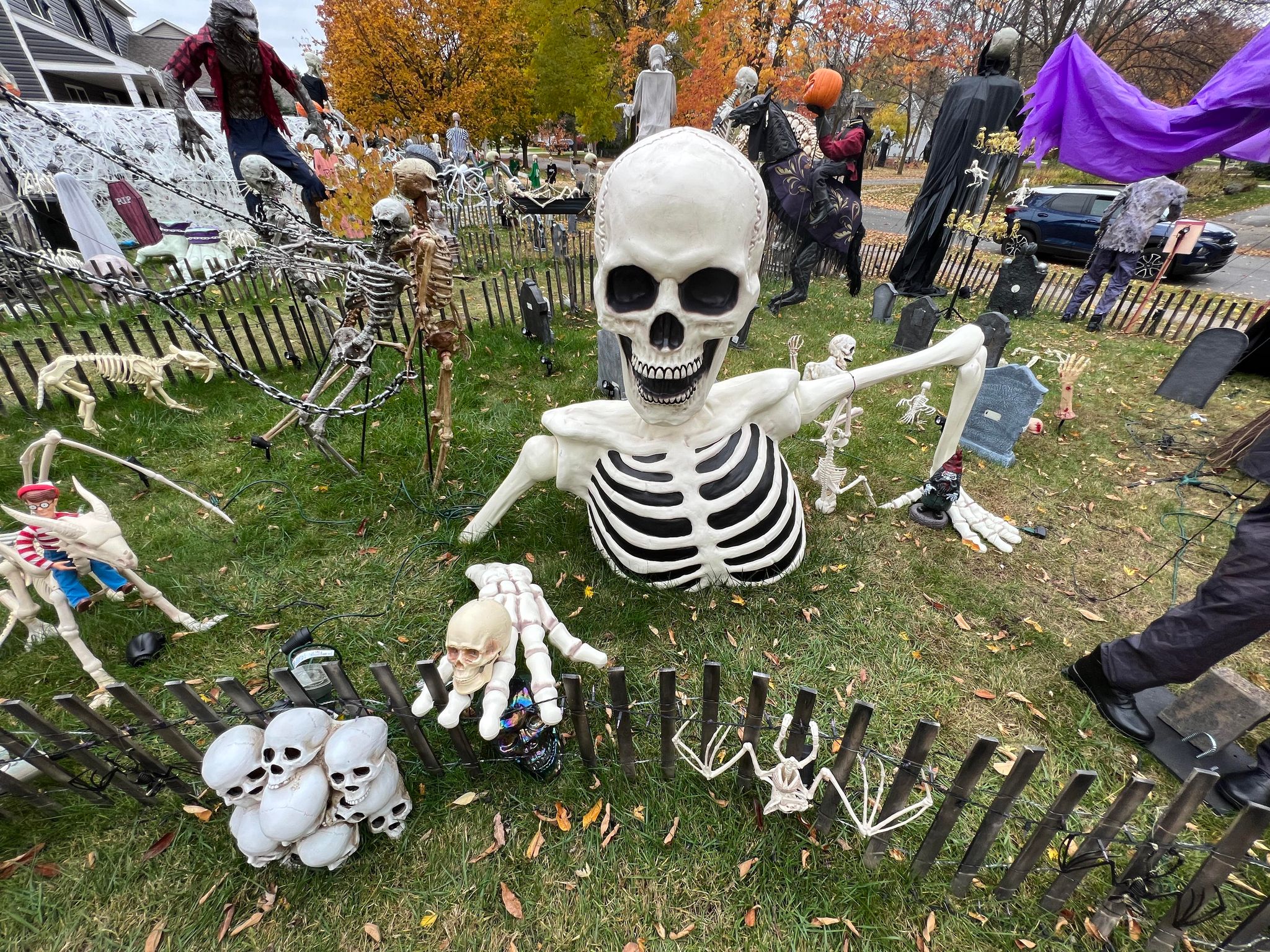 Spirit Halloween Midland Tx: Huge Inventory Revealed! - 2s09yda