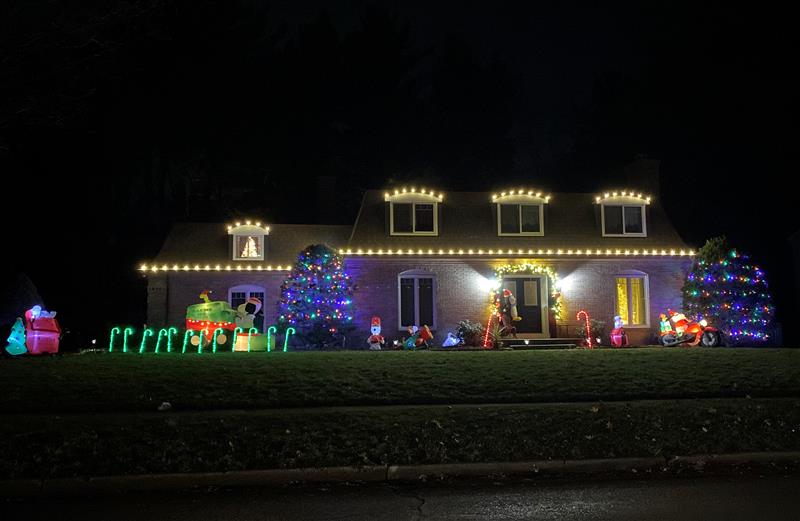 Find Midland's best holiday light displays all in one map