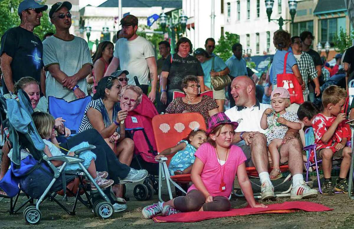 What is Stamford's Alive at 5? Explore the concert series from 19972022.