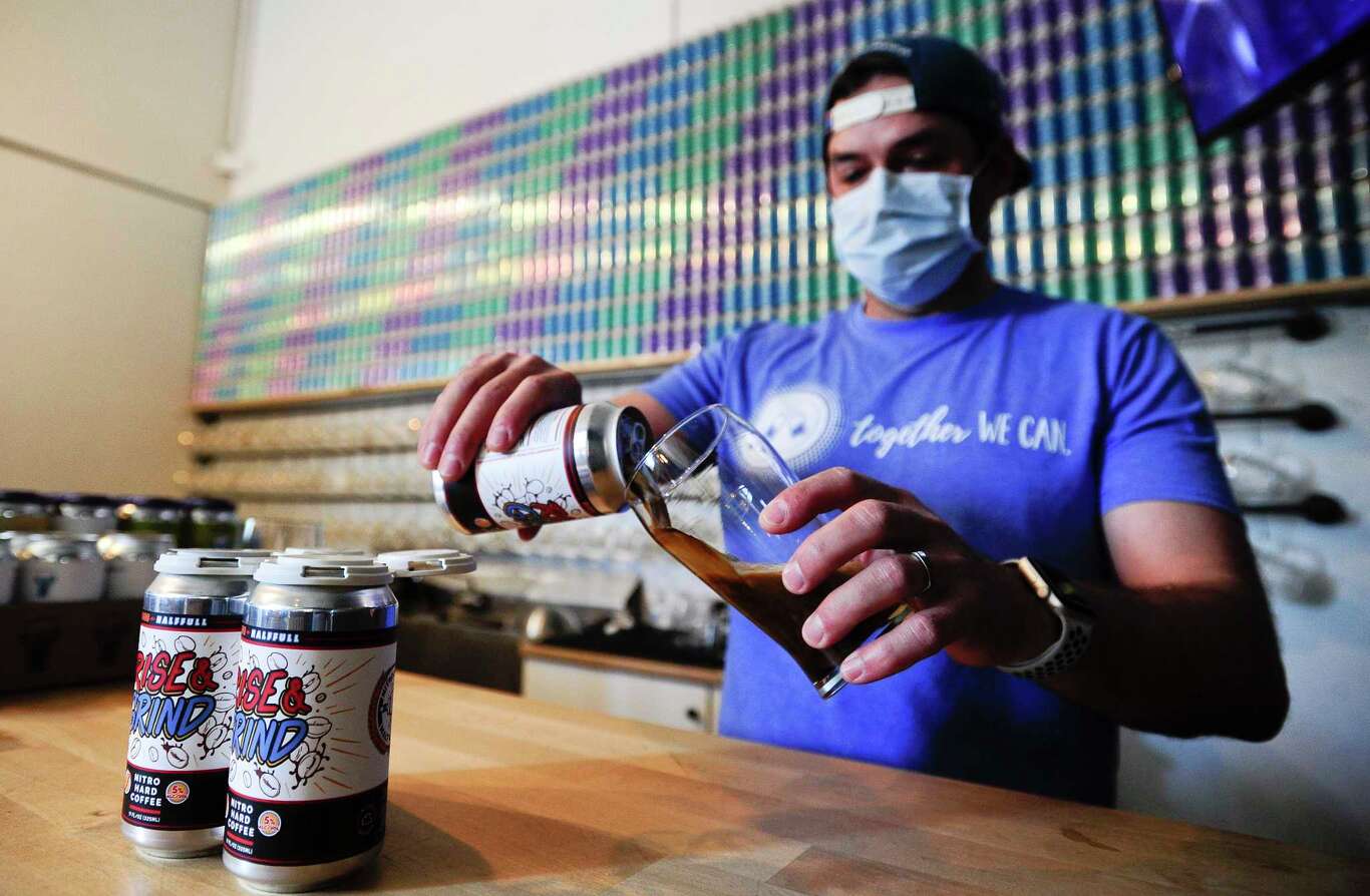 A guide to 40+ breweries in Connecticut