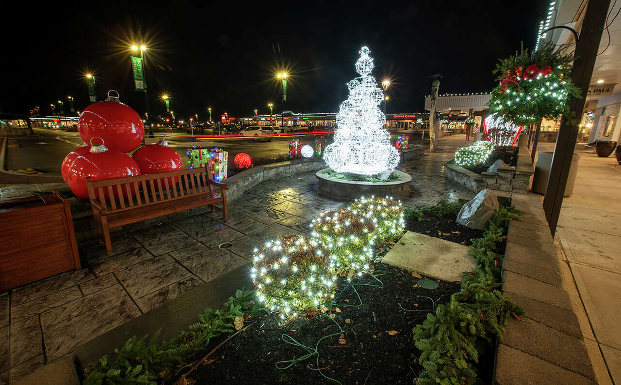Best Christmas lights displays in upstate New York