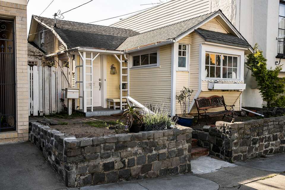 Where 1906 earthquake shacks live in San Francisco
