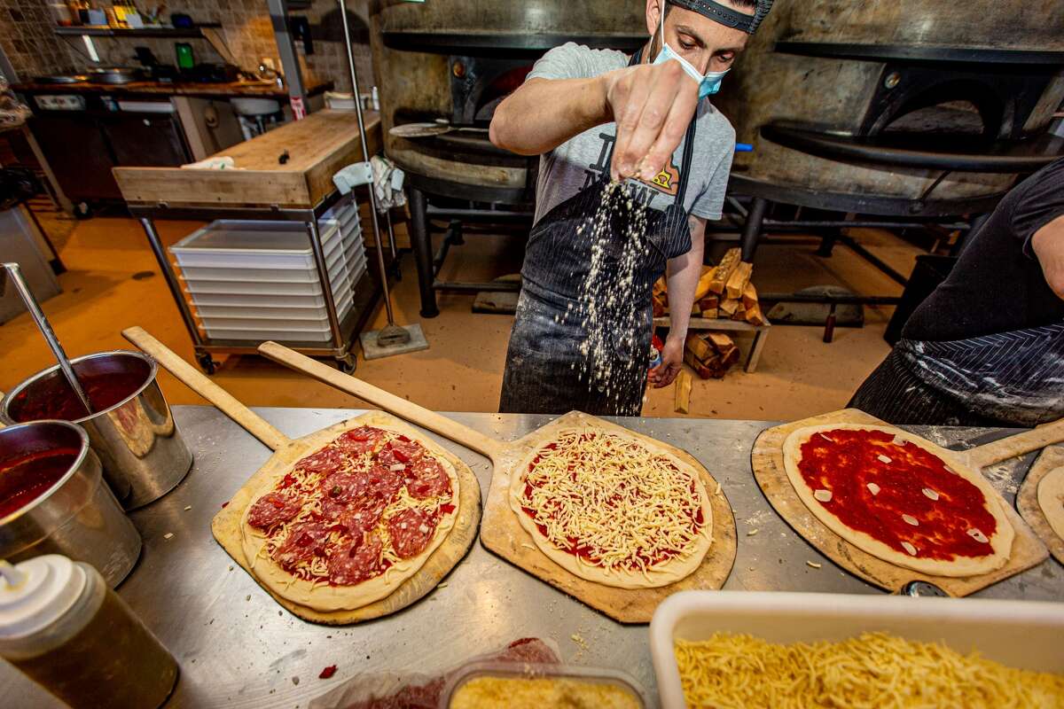 New Haven Style Apizza