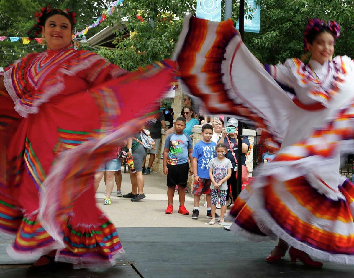 Photos of San Antonio: Fiesta, 'El Azteca,' butterflies and more