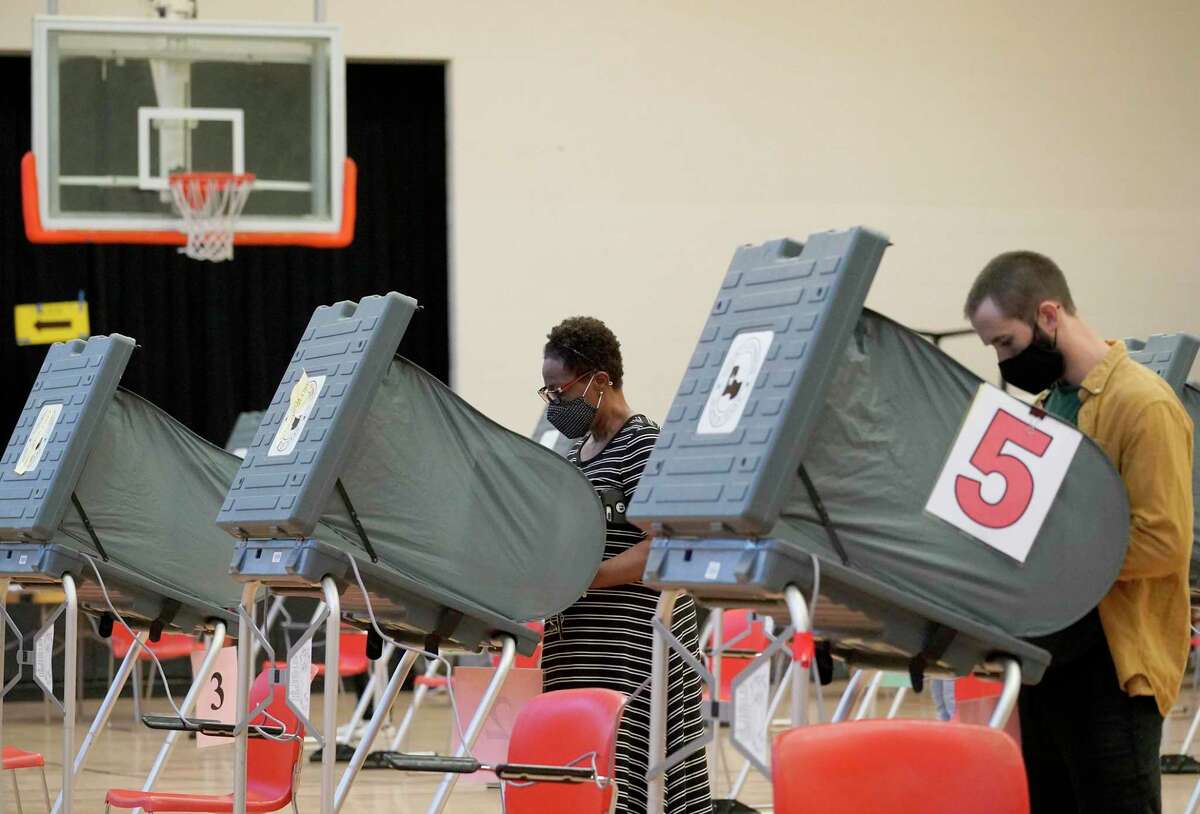 Who voted in Harris County? Most common last names from 2020 election