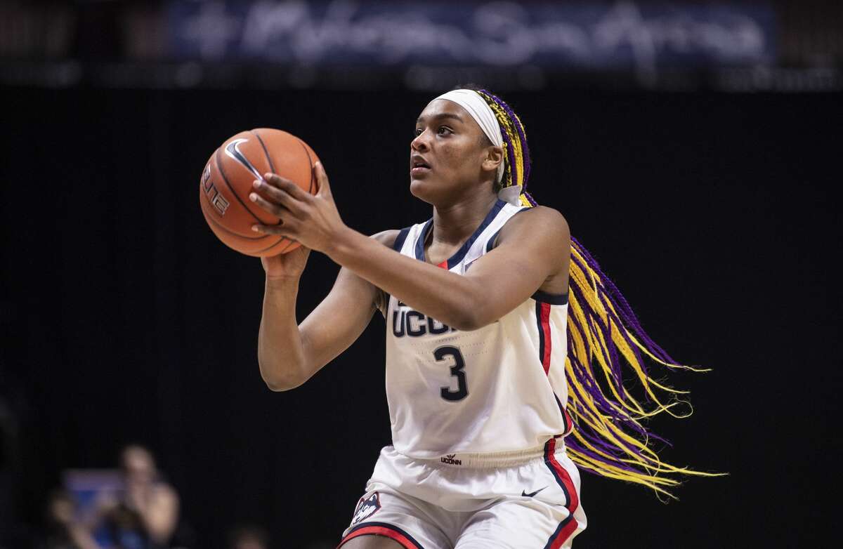 UConn women s basketball roster 2021 22