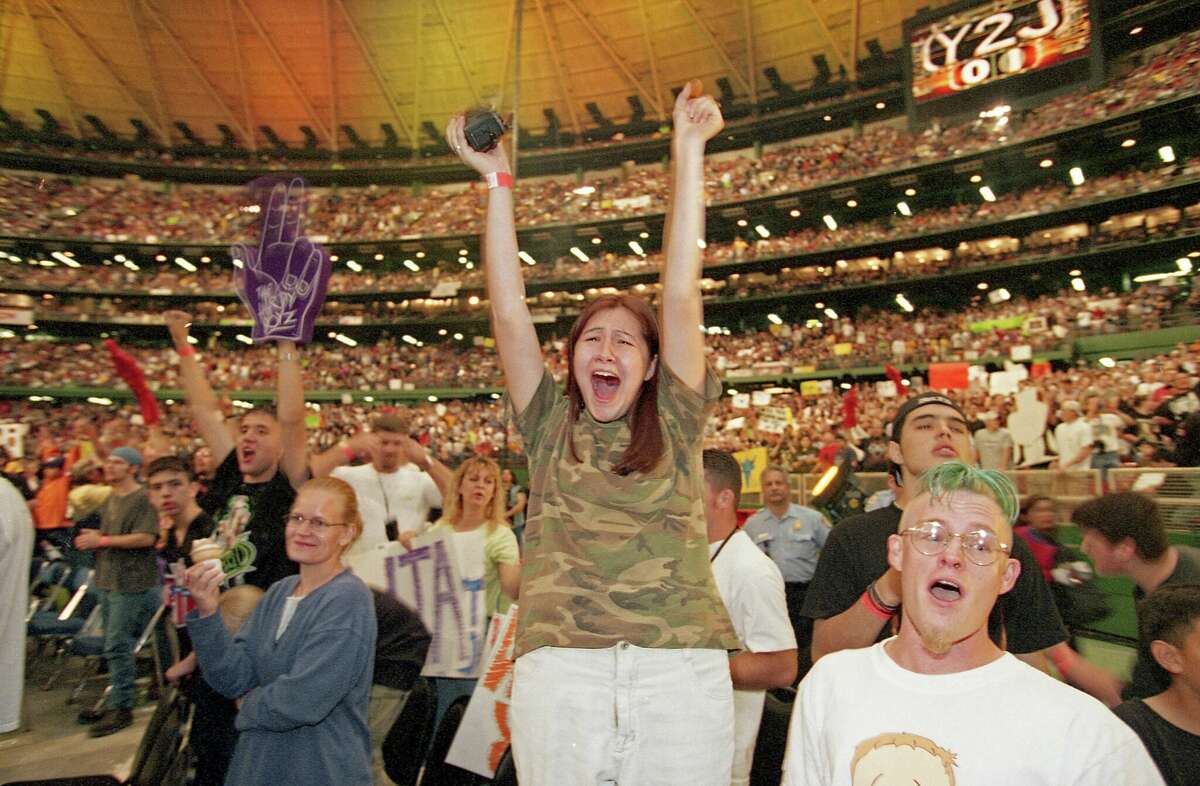 As WWE's WrestleMania returns to Texas, see old photos from when it was