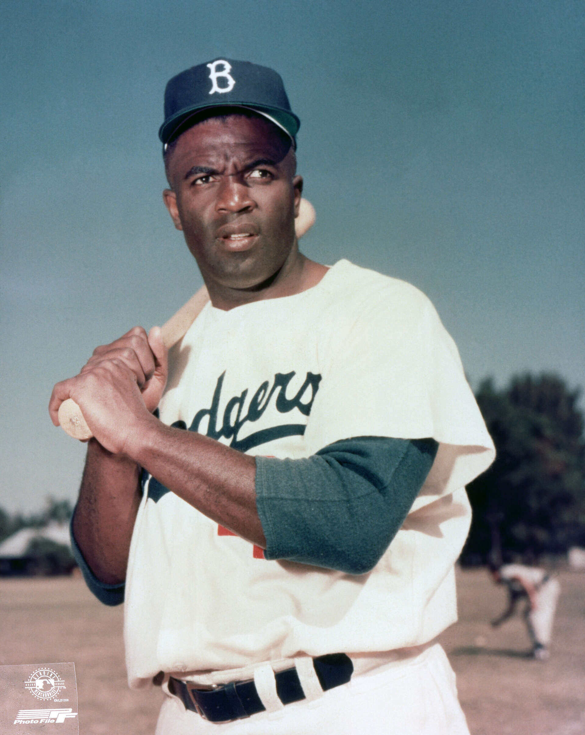 Jackie Robinson Broke Baseball s Color Barrier April 15 1947